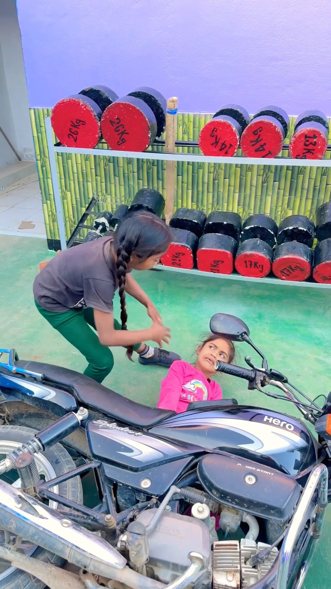 Sister Ko Bachao ??? #shortvideo #funny #comedy