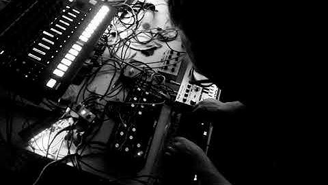 Messy Desk Sessions #6 TR8S, DFAM, Crave, TD-3