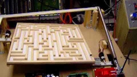 Ball In A Maze (auto)