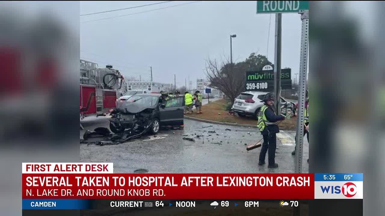 Multiple injured in Lexington crash - YouTube