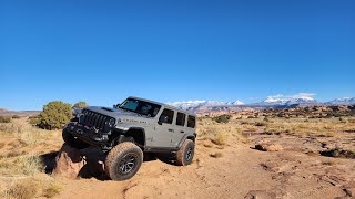 2/5 OFFROAD MOAB, state Utah. Jeep Wrangler Rubicon 392, Land rover Discovery 3, Toyota