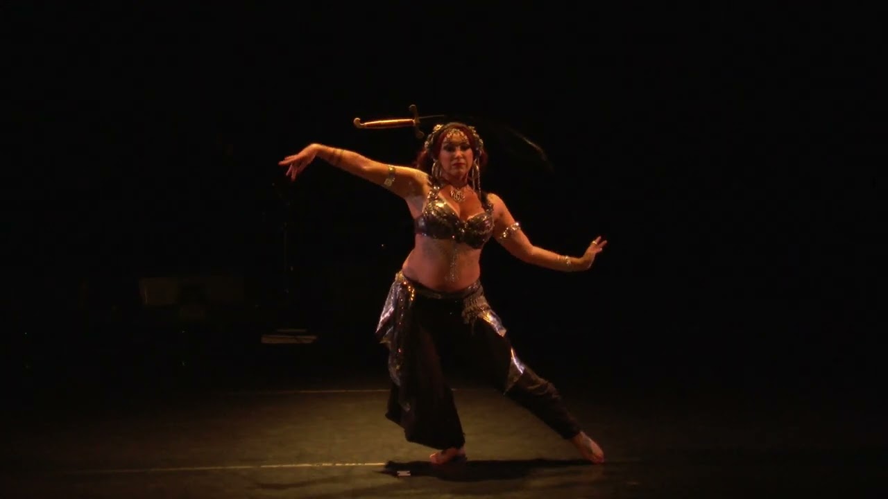 SaHaRa PiKsie - Tribal Fusion Bellydance with Sword PART 1 “HIROHITO”
