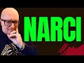 Come coinvolgere un uomo estremamente narcisista / consigli pratici