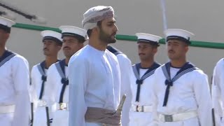 صاحب السمو السيد #ذي_يزن بن هيثم آل سعيد يقوم بتفتيش طابور البحرية السلطانية العمانية