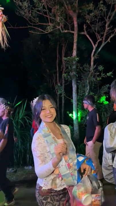 abrenda dapat saweran sekarung #abrenda #dancerviral #karnavalparty #karnavalsoundsystem