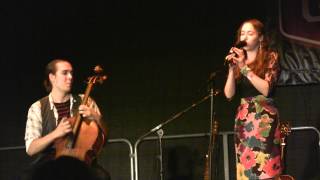 Sarah Jarosz, "Simple Twist Of Fate," FreshGrass 2013 chords