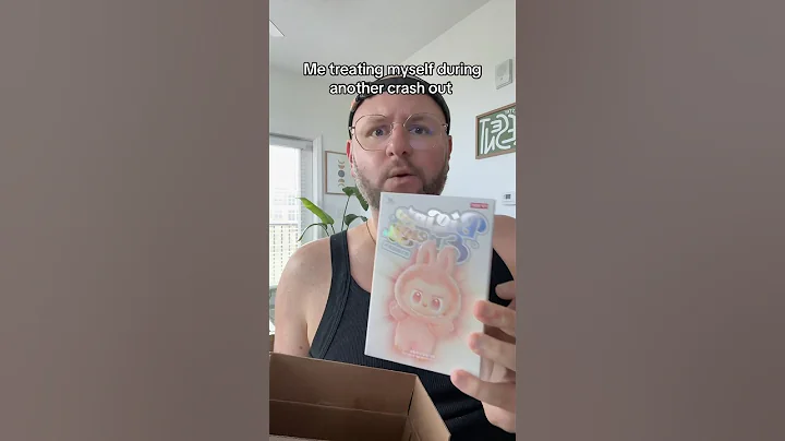 A blind box hates to see me coming during a crash out #popmart #popmartunboxing #labubuunboxing