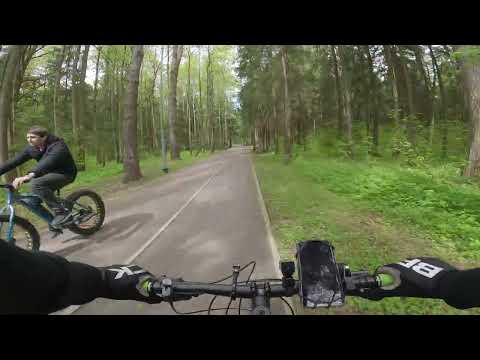 Видео: Велопрогулка по Мытищинскому лесопарку