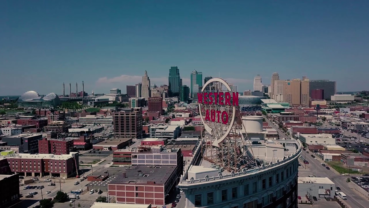 AMAZING Drone Video of Kansas City - YouTube