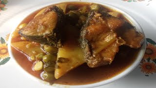 Fish Curry | Bangalir Macher Jhol | Aloo Matar Fish Curry