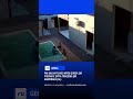 Pai salva filhos após queda em piscina e evita tragédia em Arapiraca (AL).
