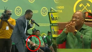 ALIKIBA Alivyoimba LIVE MBELE ya RAIS MAGUFULI / Ashindwa kuvumilia / AMECHEZA KWA furaha