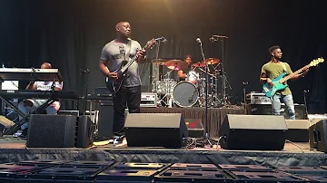 Jazz Guitarist Terrence Young performs Con Funk Shun's “Loves Train” 9 2 17