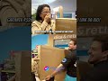 Jon Vlogs deu uma televisão pra uma fã #jonvlogs #magalu #influencermagalu #fa #viral