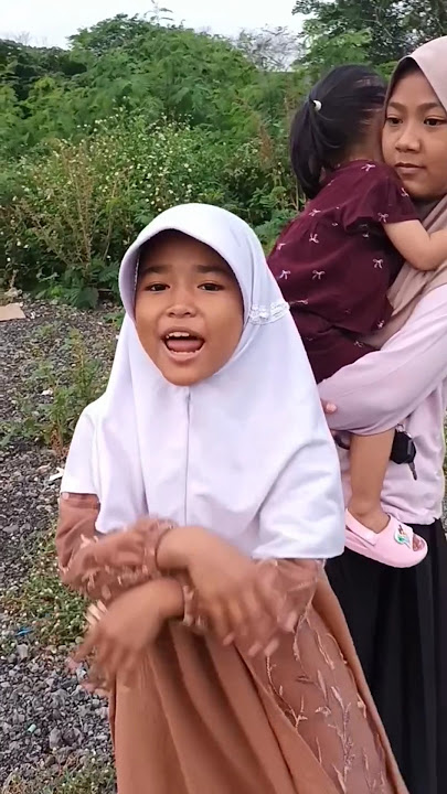 kupu kupu terbang melayang #shorts #trendingshorts