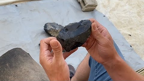Knapping at Çatalhöyük - Biface from Raw Cappadocian Obsidian Nodule (Turkey)