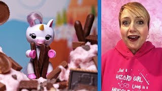 Hangin' With Gigi | MommyAndGracieShow chooses her favorite emoji and candy | Fingerlings