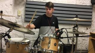 Machine Gun Kelly-Play this when i´m gone (Drum Cover)