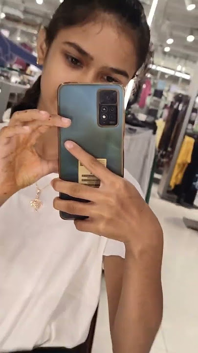Mirror reflection