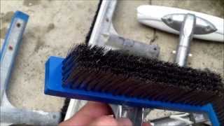 Pool Brushes - An Overview of Various Brushes