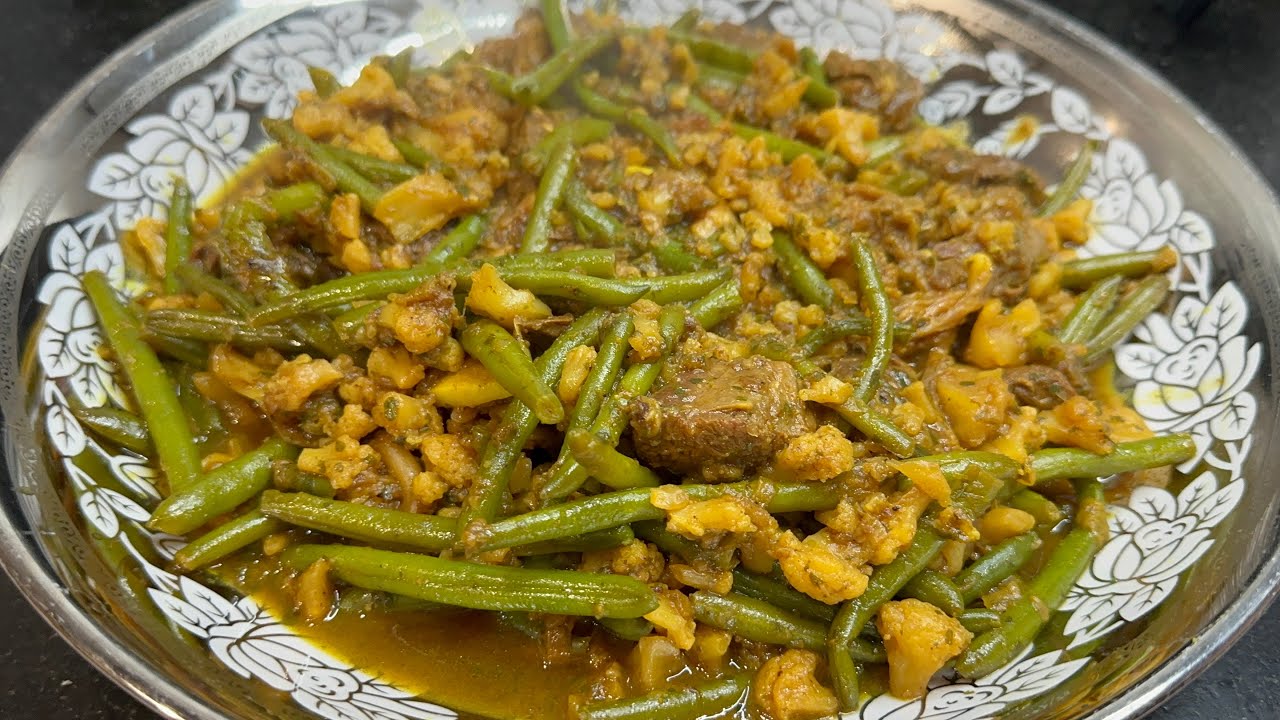 مريقة باللحم الملج الشفرول و اللوبية الخضراء تتجي بنينة بزاف بزاف