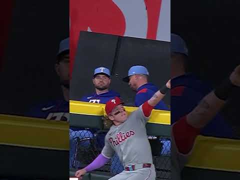 Nonchalant Harrison Bader 😏