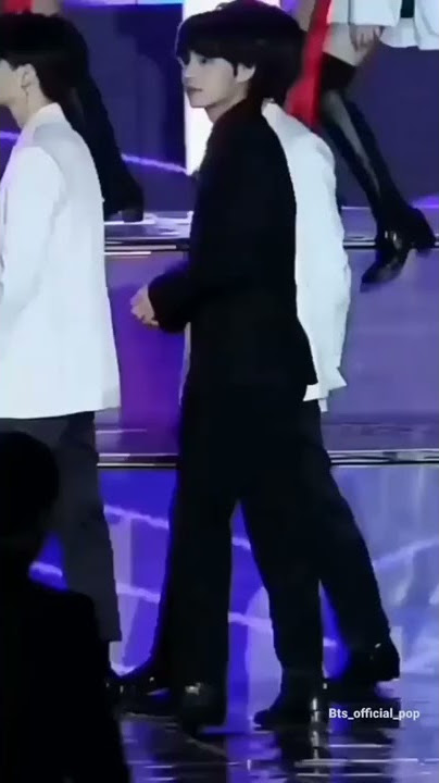 Taehyung's attitude with girls🔥😏😘😘😘#bts #SHORTS