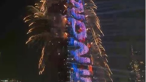New Year 2025 Dubai Puts on Stunning firework show at the Burj Khalifa