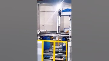 Robot for auto parts production #automation #injection #manufacturing