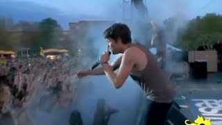 3OH!3 - Don't Trust Me (Live @ MTV2 mtvU's Movies And Music Festival 2010)