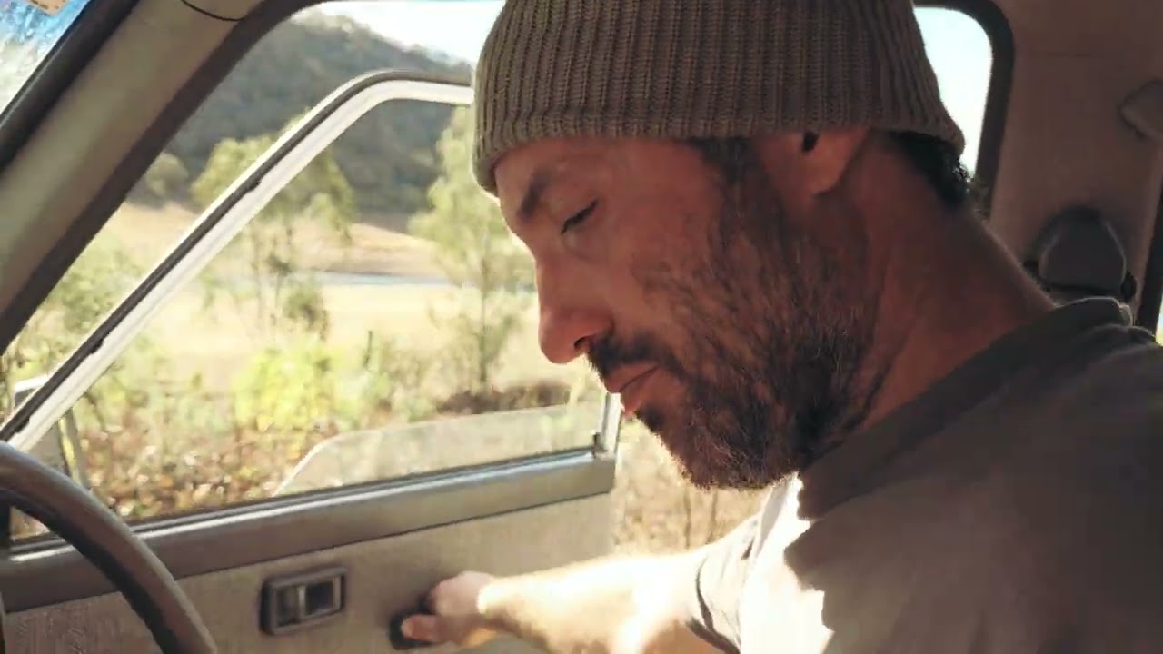 Watch William Crighton - Murrumbidgee (Visualizer) on YouTube Watch William Crighton - Murrumbidgee (Visualizer) on YouTube