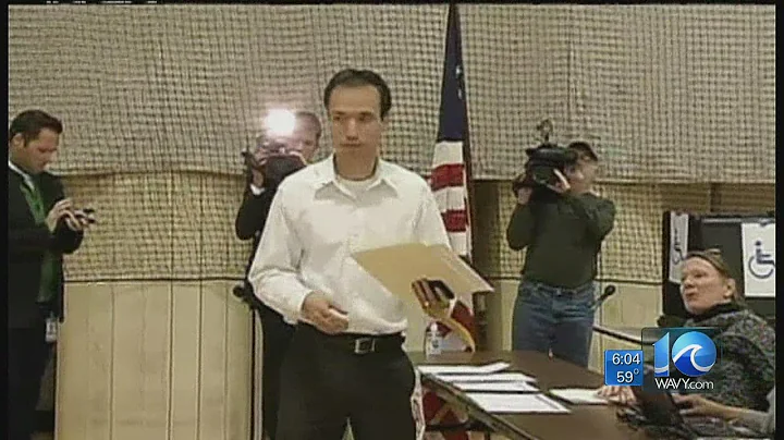 Robert Sarvis casts his ballot