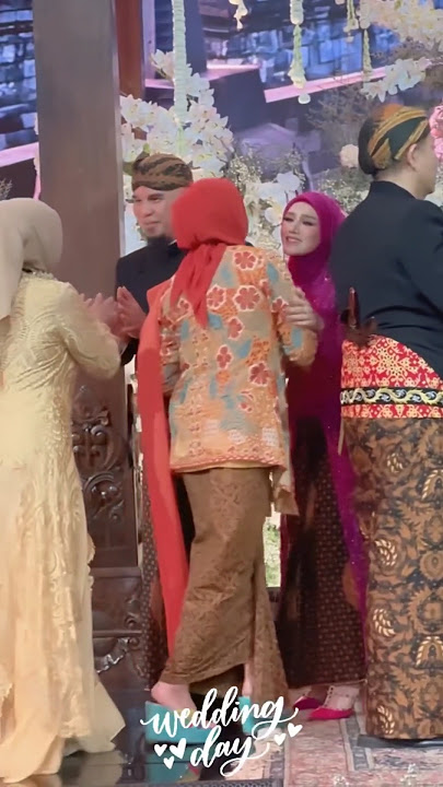 Anaknya ga Bisa Hadir Mama Rieta hadiri Ngunduh Mantu Putra Ahmad Dani pernikahan Al Alyssa