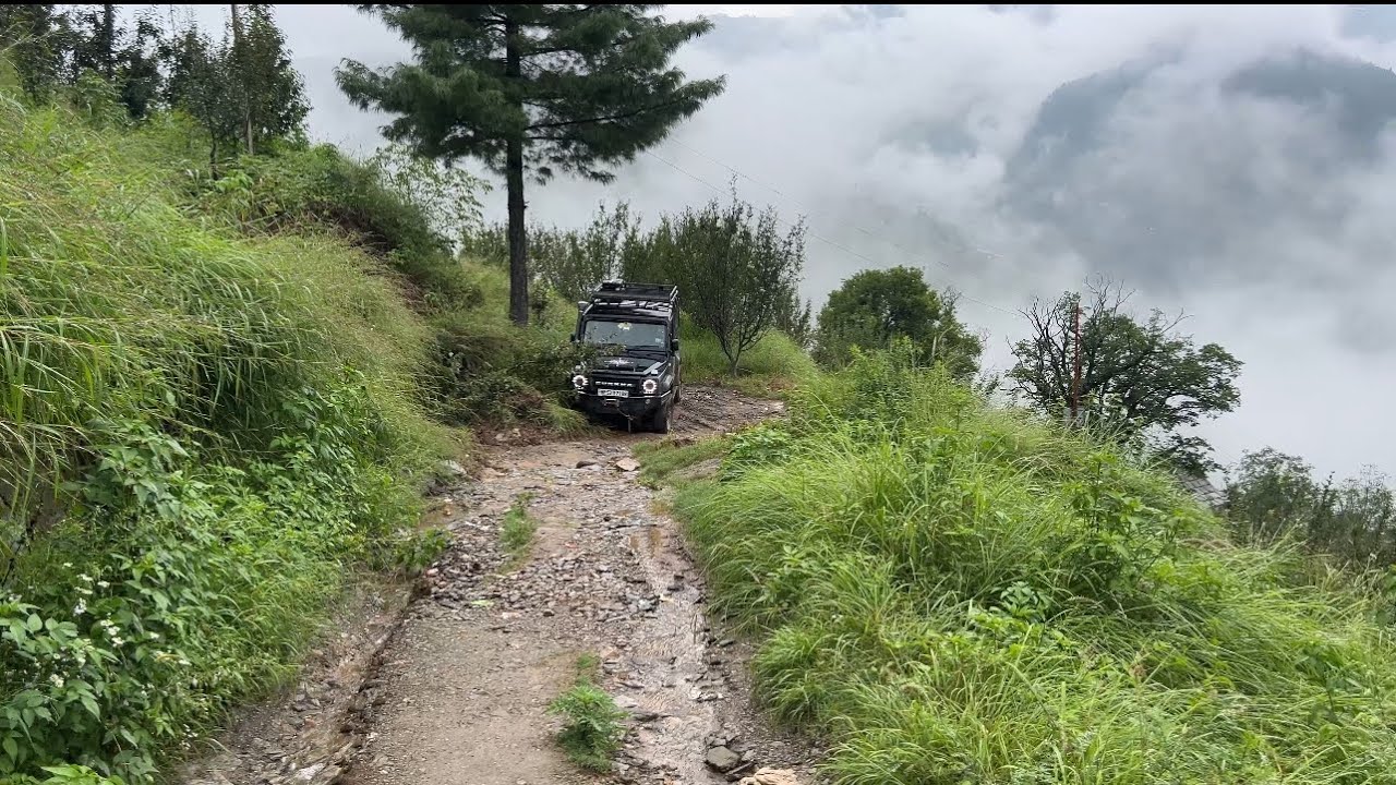 इस बरसात मैं गांवो के रोड का बुरा हाल 🌧️🌧️🌧️
