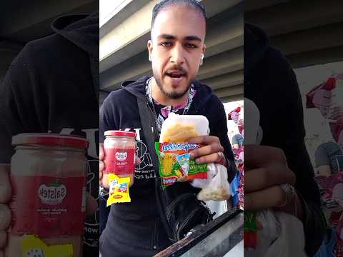 ماتيجي نعملو واحد اندومي بي الجبنات والزتون ونترسو شطه متبعه هنا واكسبلور بسرعه العصب