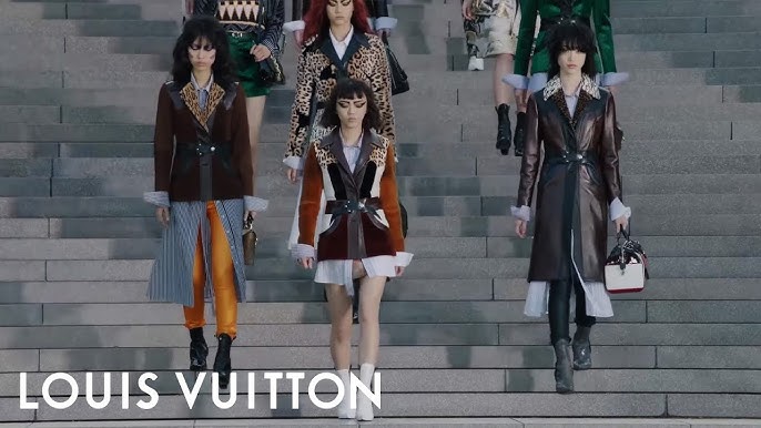 Salk Institute hosts Louis Vuitton fashion show - Salk Institute for  Biological Studies