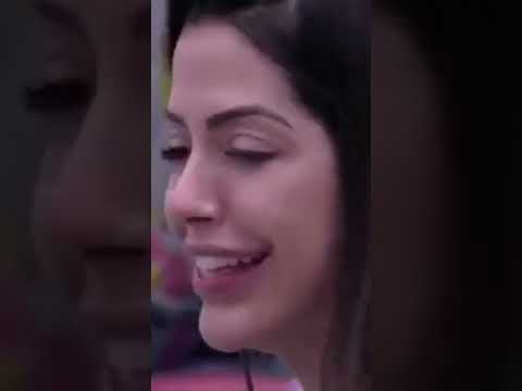 #bbb22 LAÍS ESTÁ