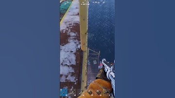 Defending large oil rig counter #rust #console #tiktok #shorts #gaming