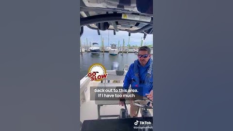 Beginner Guide to Backing out of a Dock Slip: Bridge Marina Docking Tips #shorts