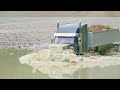 RC WORK HEAVY IN MUD! FORD AEROMAX AND THE KNIGHT HAULER GOES SWIM! BEST RC VEHICLES 2020