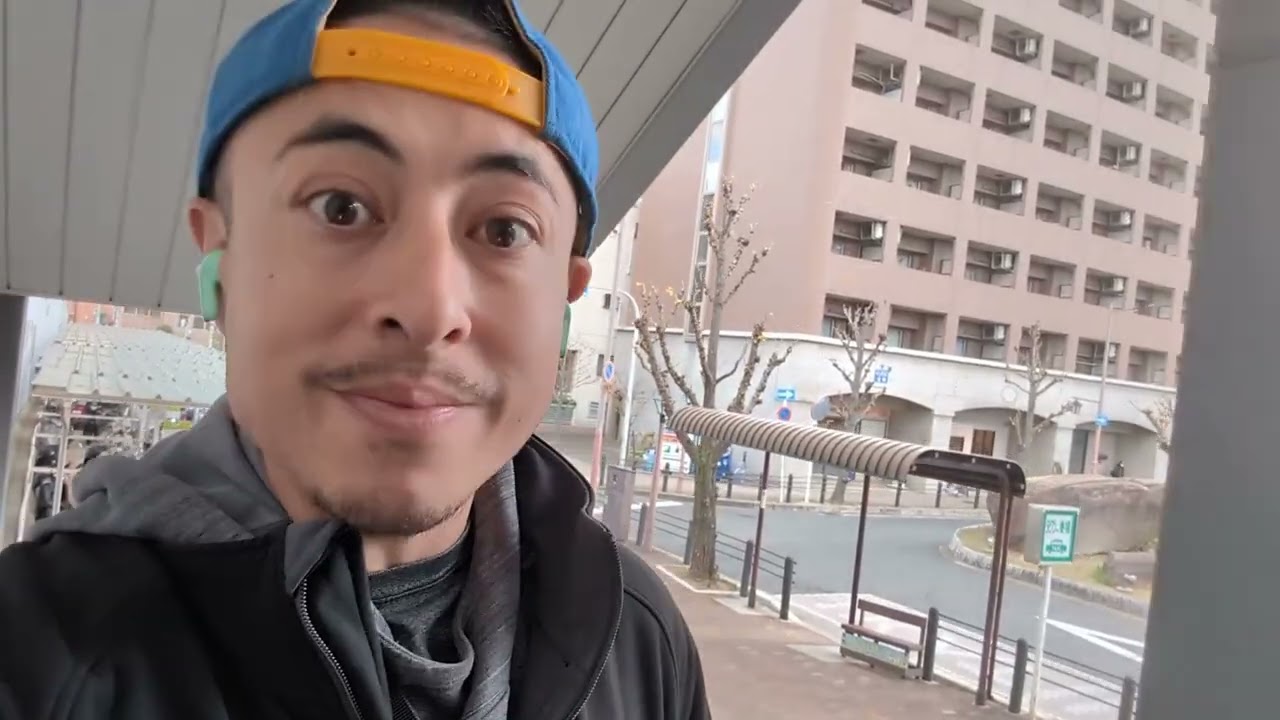 Quick Arm Workout + How I Keep My Hands Warm In The Winter | Level Up Day 166