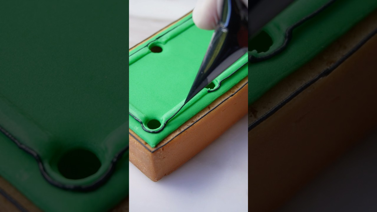 何かわかる？かっこよく決めたいアレを作ってみた #アイシングクッキー