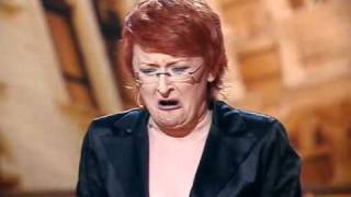 видео: Красная Шапочка (Большая разница) картинка: Красная Шапочка (Большая разница)