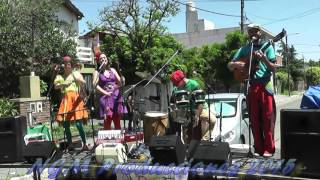 Video thumbnail of "Cucharadas   Vuelta Canela"