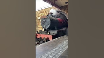 All Aboard the Hogwarts Express 🤩🚂