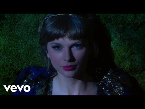 Taylor Swift - cardigan / august / willow (Live From The 63rd GRAMMYs ® / 2021)