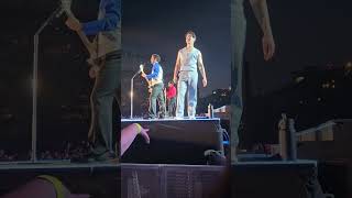 Jonas Brothers HOLD ON at Wrigley Field