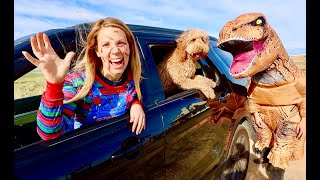 T-rex Surprises Chucky & Puppy With Car Ride Chase! Game of Tag screenshot 2