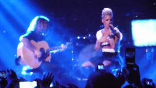 Pink @iTunesFestival London 13.Septembre 2012 Who Knew