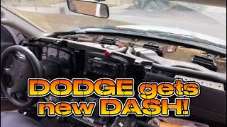 3rd GEN CUMMINS gets NEW DASH! #dodge#ram #cummins#crackeddash#6speedmanual